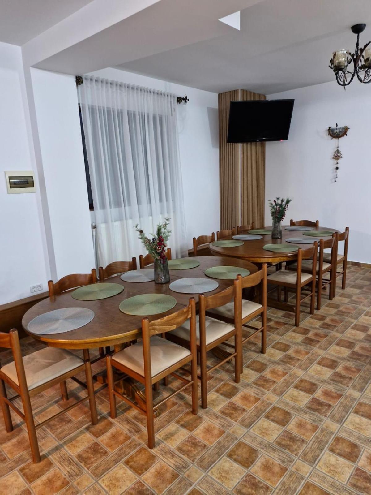 Hotel Casa Pancu Ceahlău Exterior foto