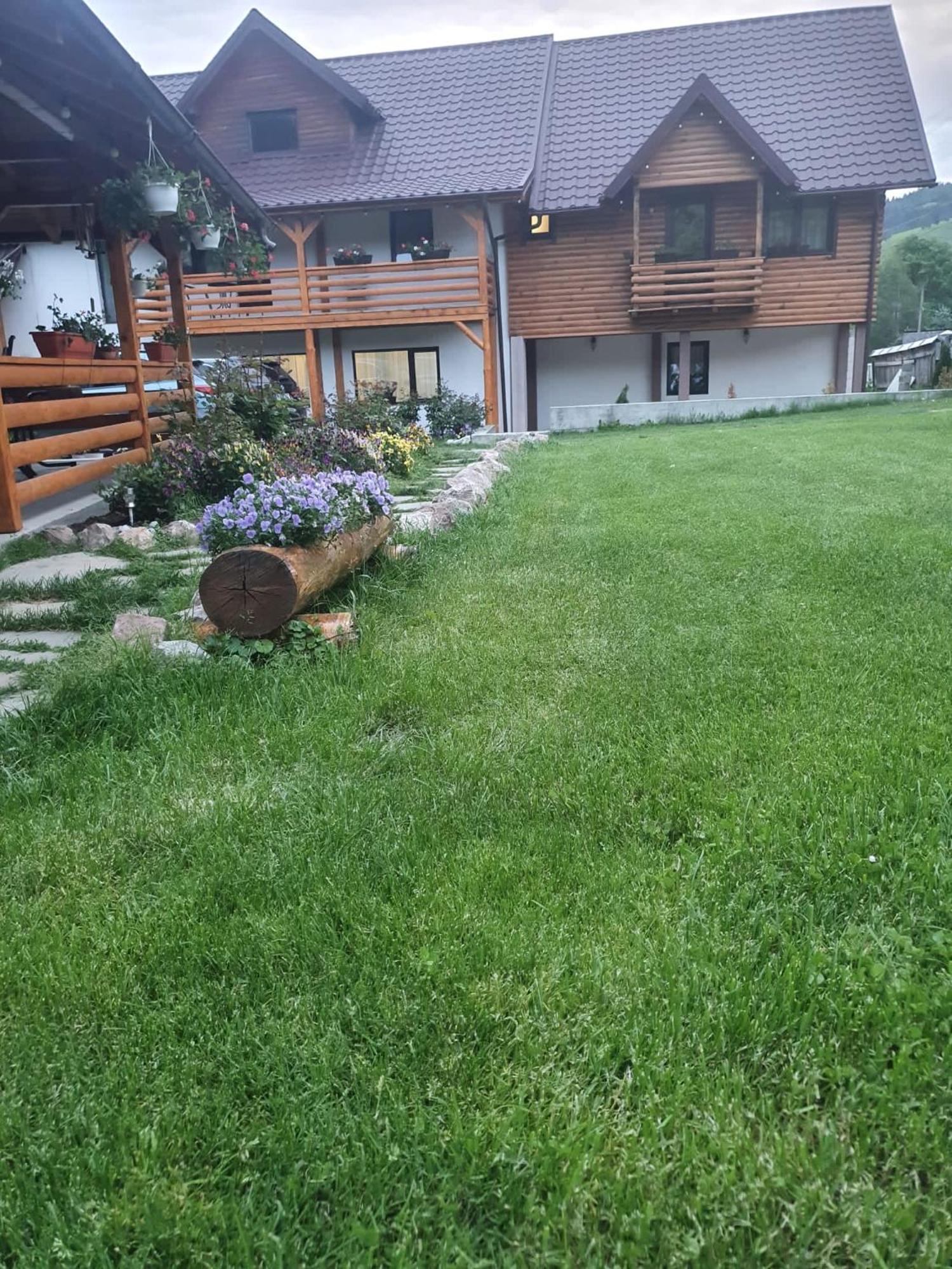 Hotel Casa Pancu Ceahlău Exterior foto